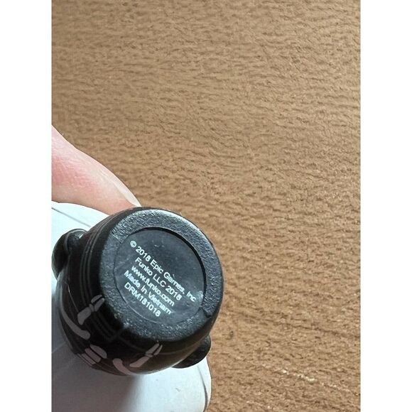 Funko Pint Sized Heroes Fortnite Series 1 Skull Trooper 2018 1.5” - Picture 6 of 7